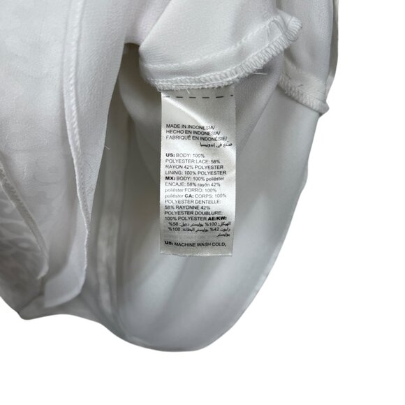 White House Black Market Top Size 2 Black White Leopard Lace Satin Mesh Classy - Picture 9 of 11